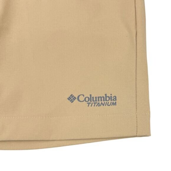NWT COLUMBIA Titanium Women's Back Beauty Softshell Shorts Size 4 Canoe - Picture 6 of 10